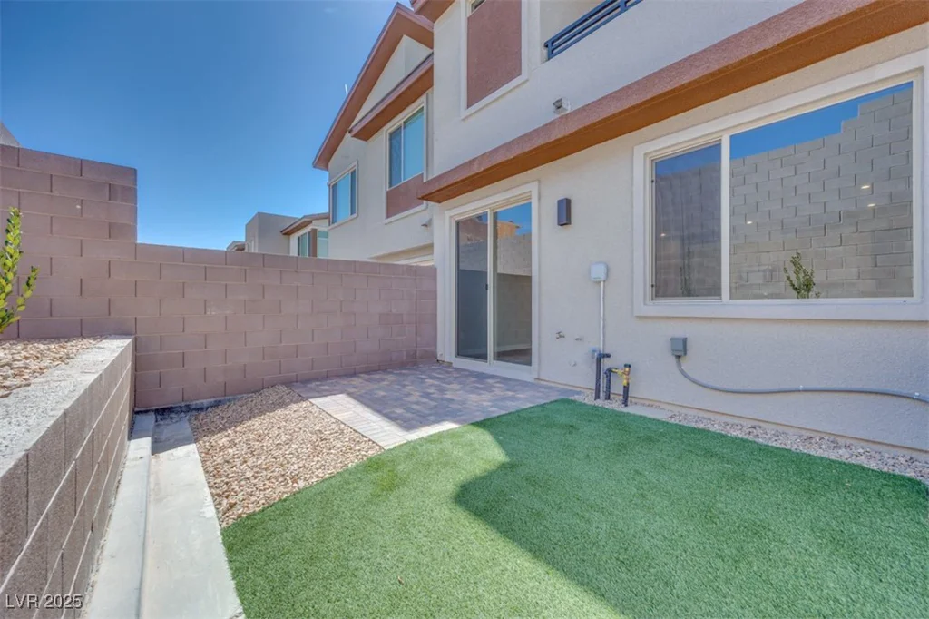 11922 Glide Reflection, Las Vegas, NV 89138