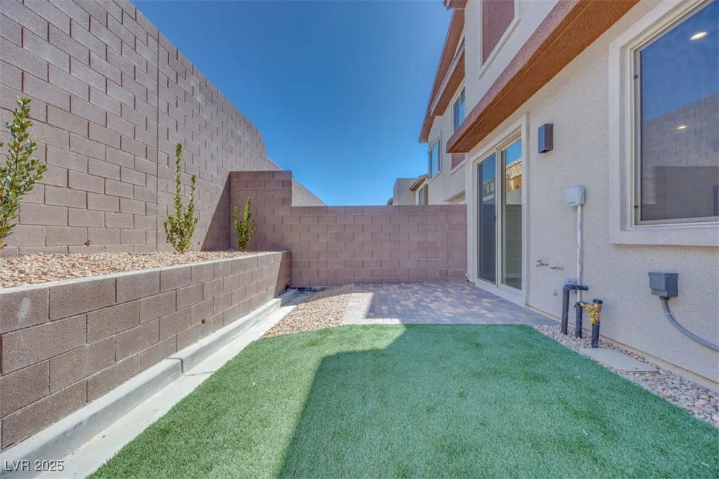 11922 Glide Reflection, Las Vegas, NV 89138