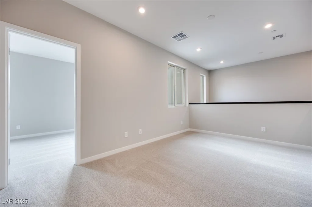 11922 Glide Reflection, Las Vegas, NV 89138