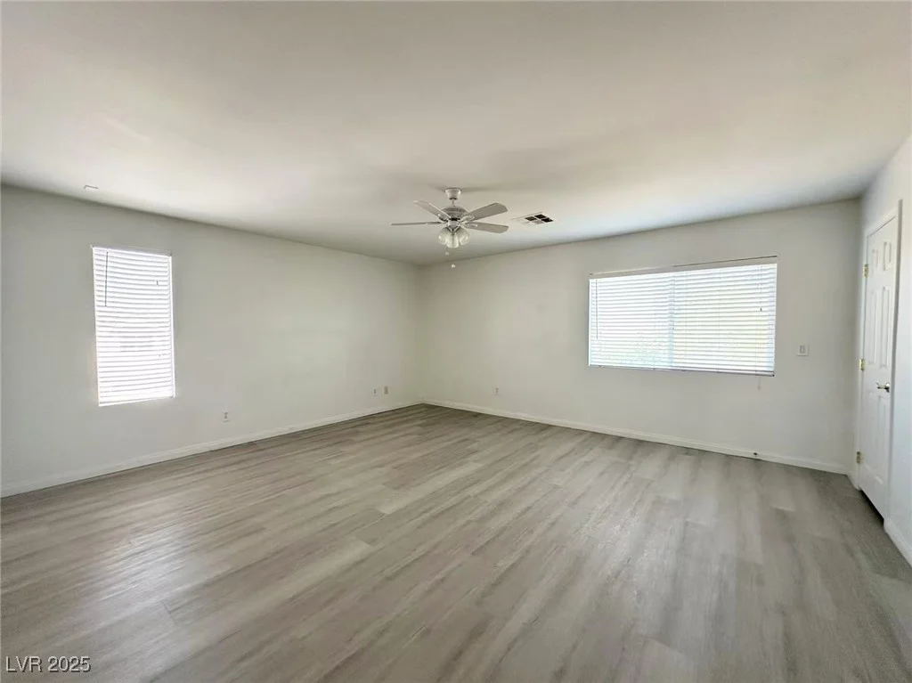 6571 Abalone Shell, Las Vegas, NV 89139