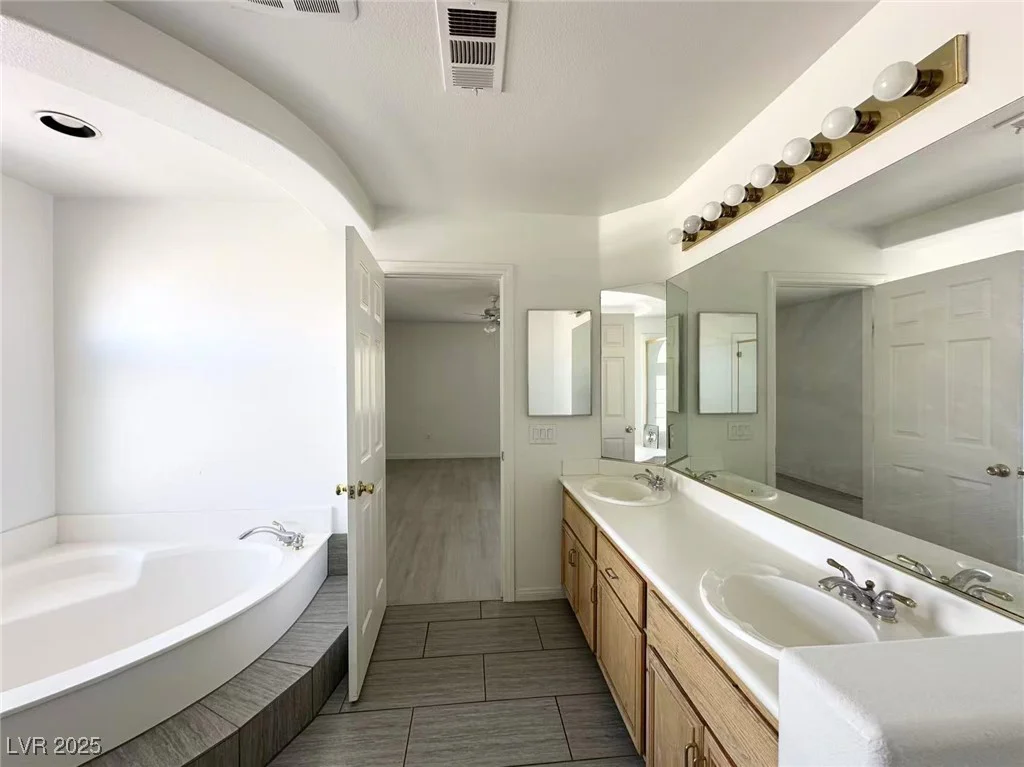 6571 Abalone Shell, Las Vegas, NV 89139