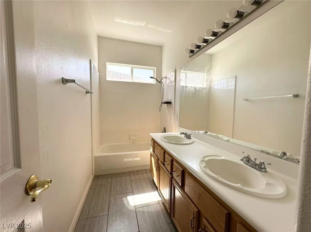 6571 Abalone Shell, Las Vegas, NV 89139