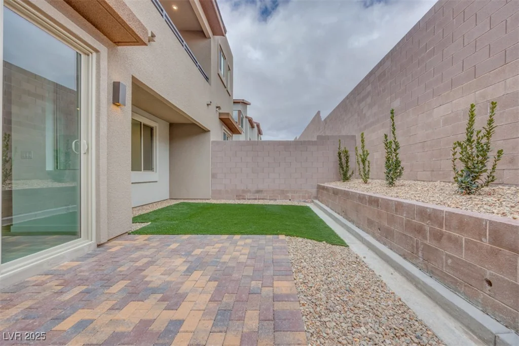11904 Glide Reflection, Las Vegas, NV 89138