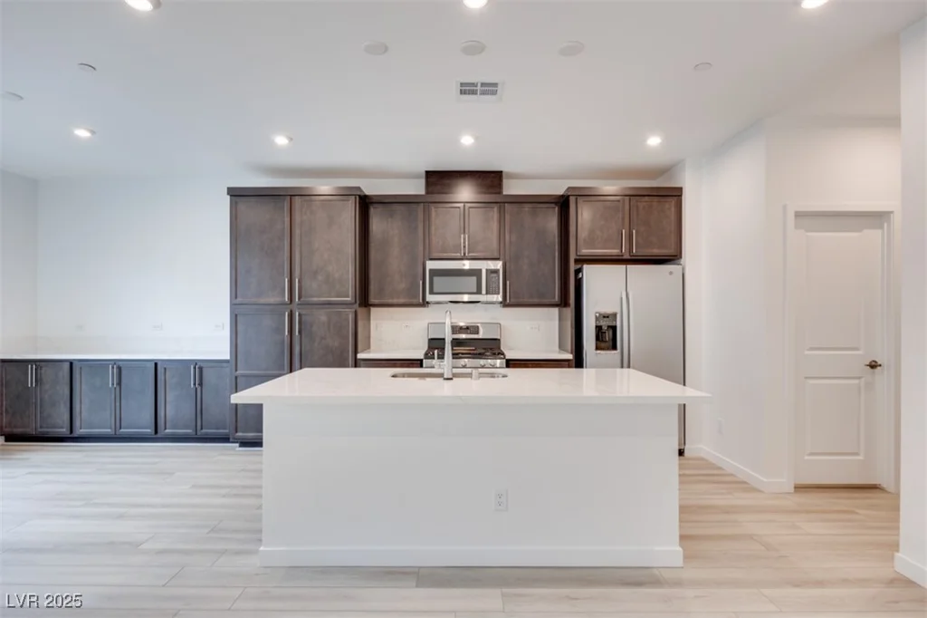 11904 Glide Reflection, Las Vegas, NV 89138