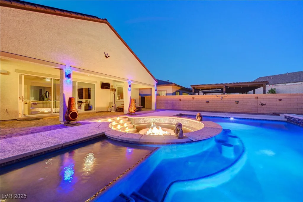 129 Major Bowling, Henderson, NV 89011