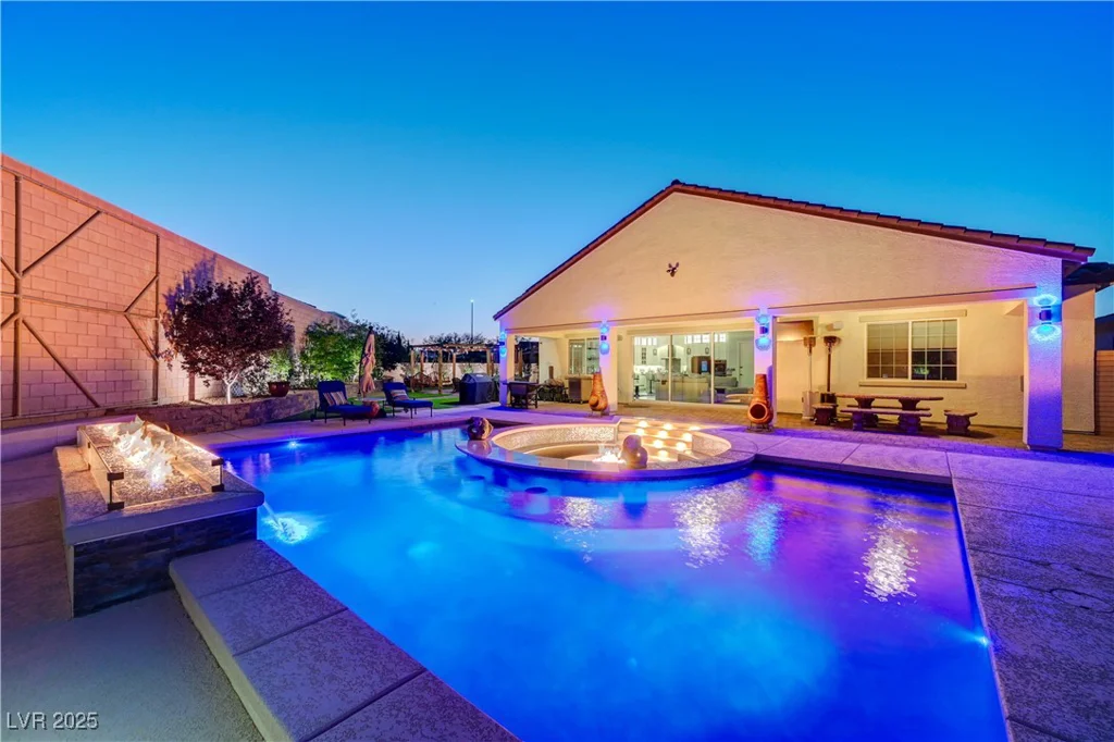 129 Major Bowling, Henderson, NV 89011