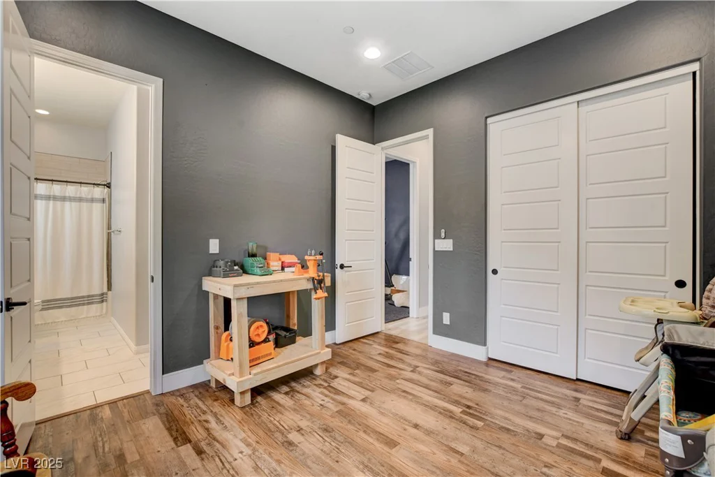 129 Major Bowling, Henderson, NV 89011