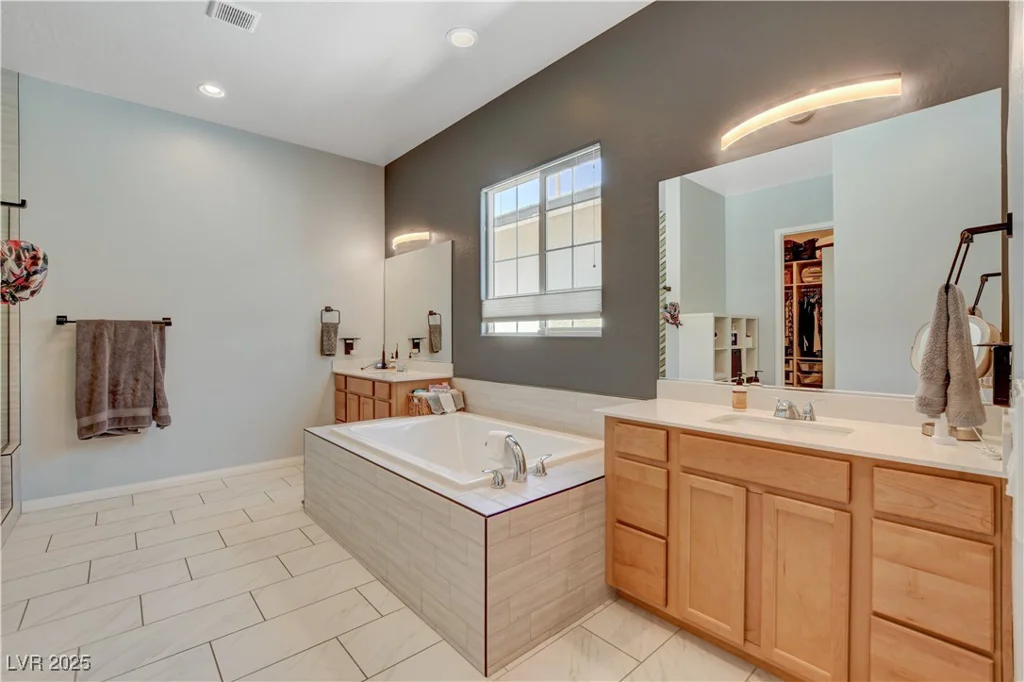 129 Major Bowling, Henderson, NV 89011