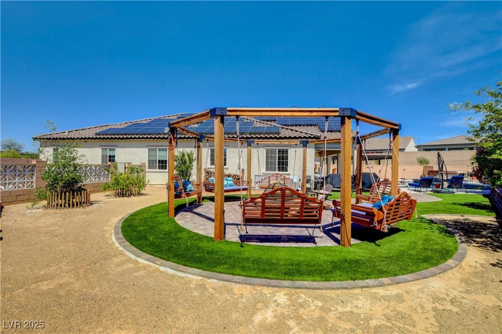 129 Major Bowling, Henderson, NV 89011