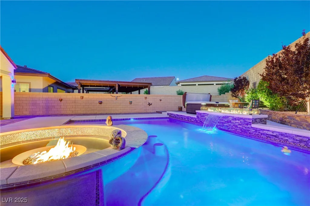 129 Major Bowling, Henderson, NV 89011