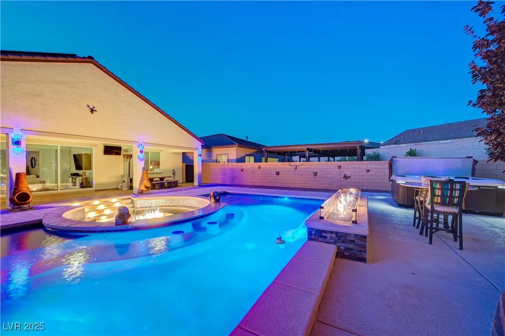 129 Major Bowling, Henderson, NV 89011