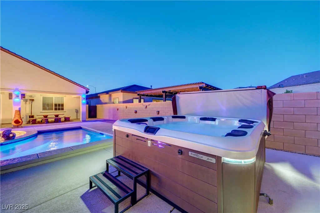 129 Major Bowling, Henderson, NV 89011