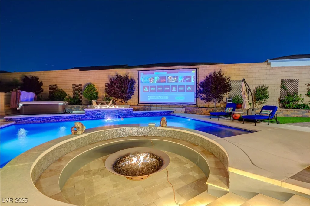 129 Major Bowling, Henderson, NV 89011
