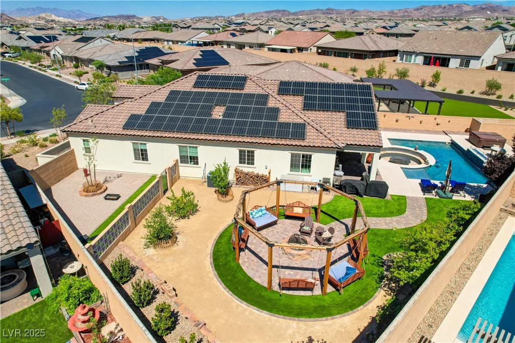 129 Major Bowling, Henderson, NV 89011