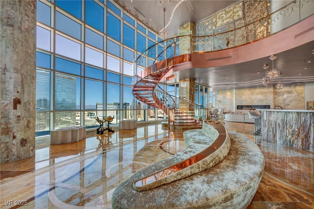 4525 Dean Martin, Las Vegas, NV 89103