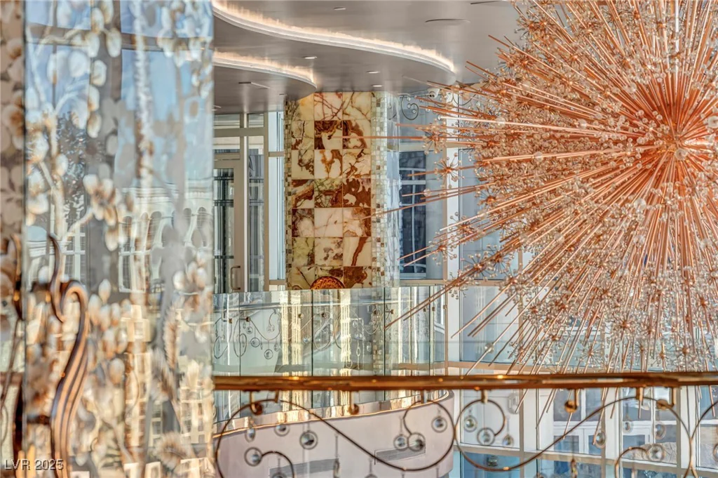 4525 Dean Martin, Las Vegas, NV 89103