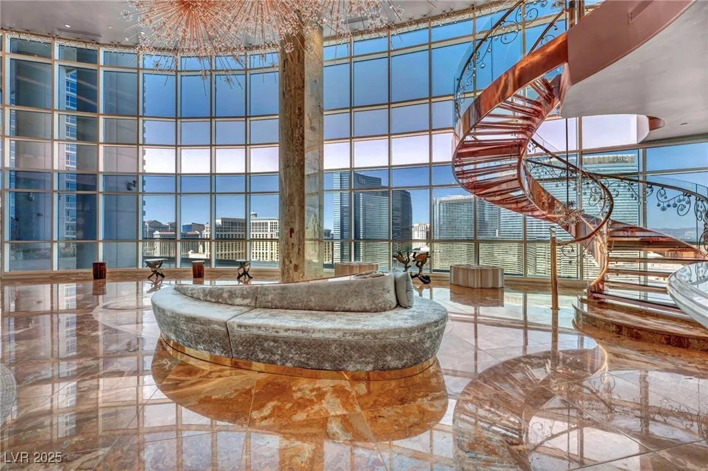 4525 Dean Martin, Las Vegas, NV 89103