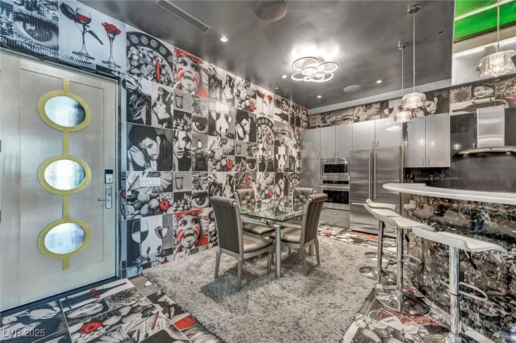 4525 Dean Martin, Las Vegas, NV 89103