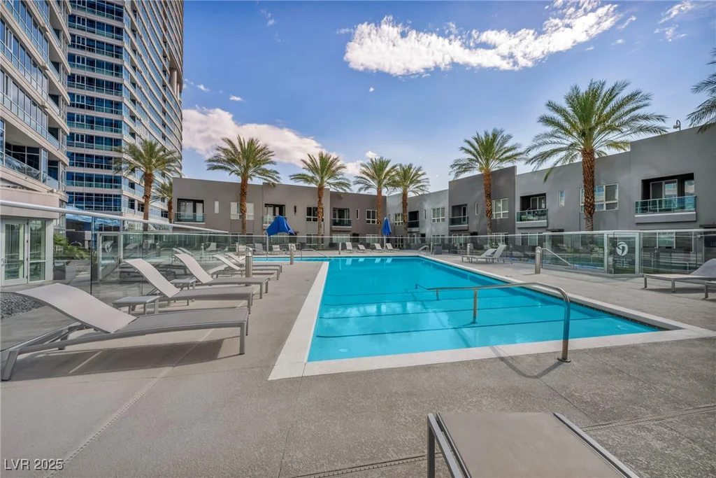 4525 Dean Martin, Las Vegas, NV 89103