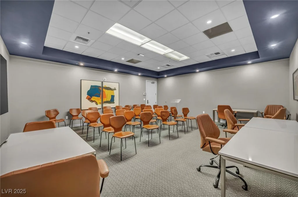 4525 Dean Martin, Las Vegas, NV 89103