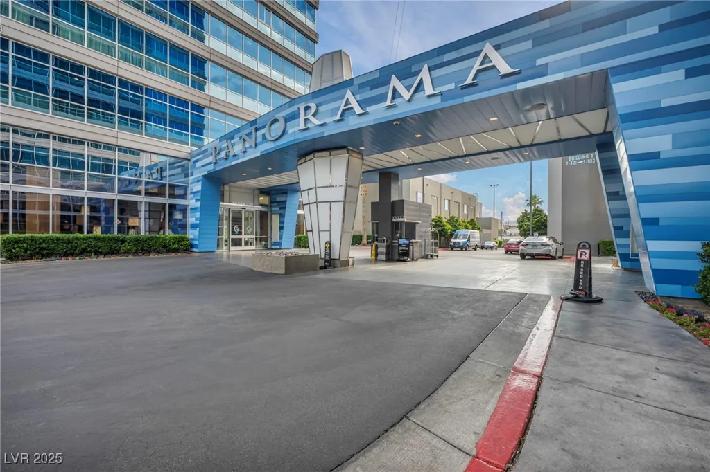 4525 Dean Martin, Las Vegas, NV 89103