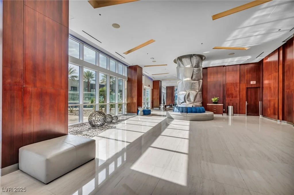 4525 Dean Martin, Las Vegas, NV 89103