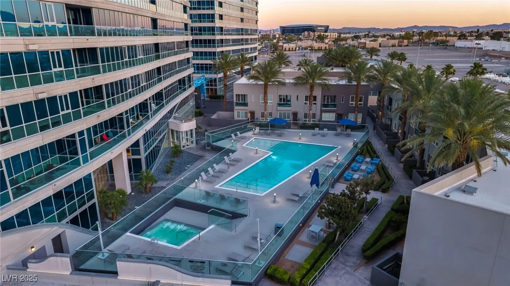 4525 Dean Martin, Las Vegas, NV 89103