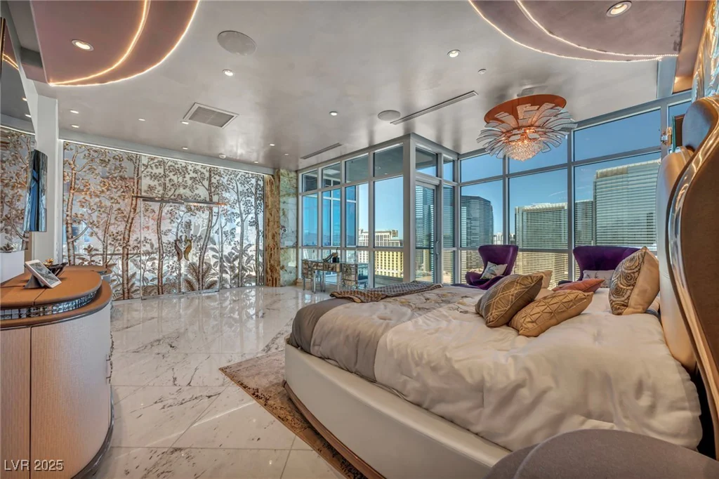 4525 Dean Martin, Las Vegas, NV 89103