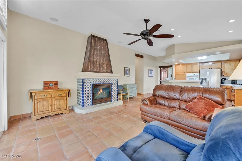 9517 Mountainair, Las Vegas, NV 89134