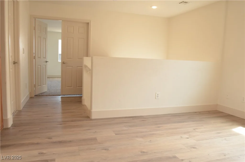 1025 Appaloosa Hills, North Las Vegas, NV 89081