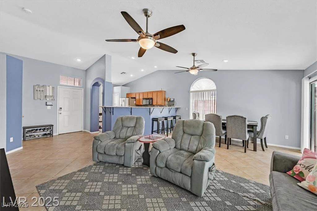2011 Mountain Sunset, North Las Vegas, NV 89031