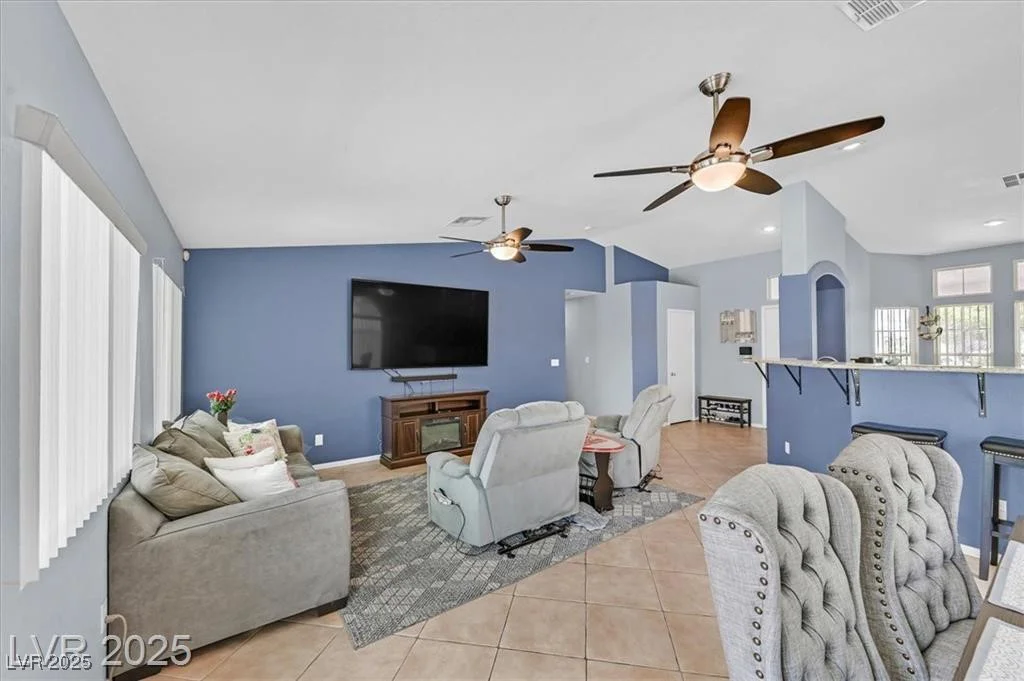 2011 Mountain Sunset, North Las Vegas, NV 89031