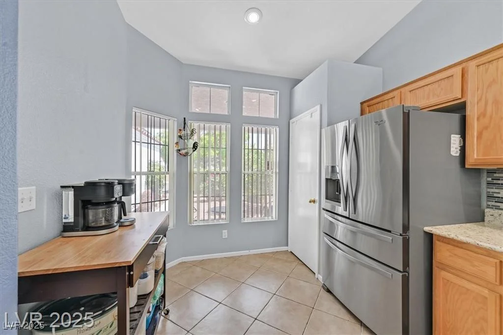 2011 Mountain Sunset, North Las Vegas, NV 89031
