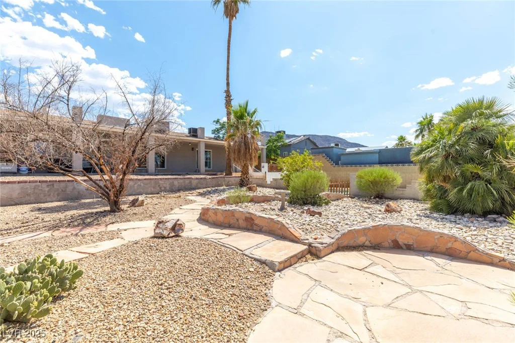 120 Highland, Henderson, NV 89015