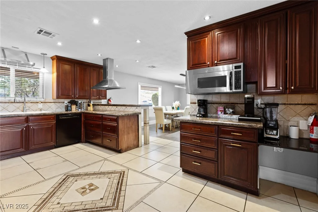 120 Highland, Henderson, NV 89015