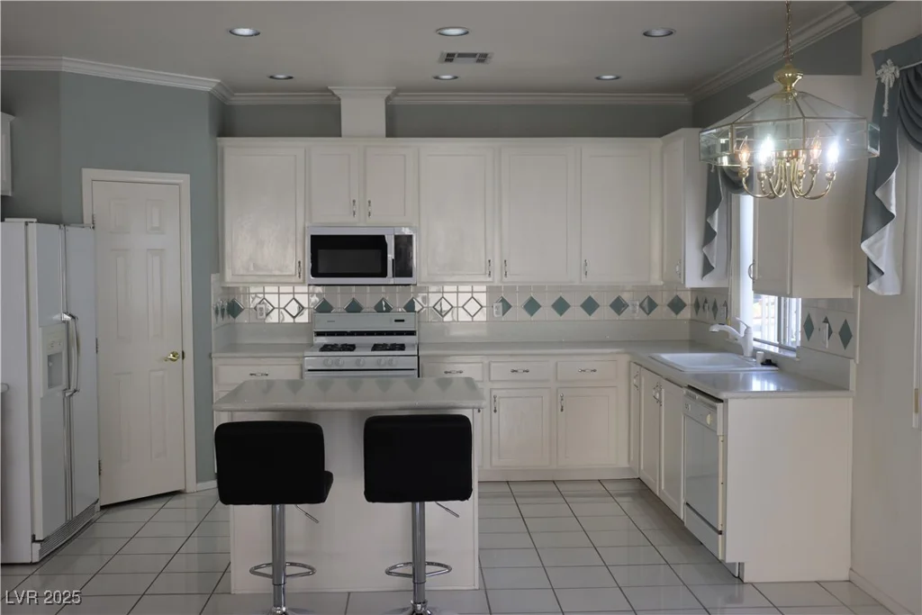 8982 Emerald Waters, Las Vegas, NV 89147