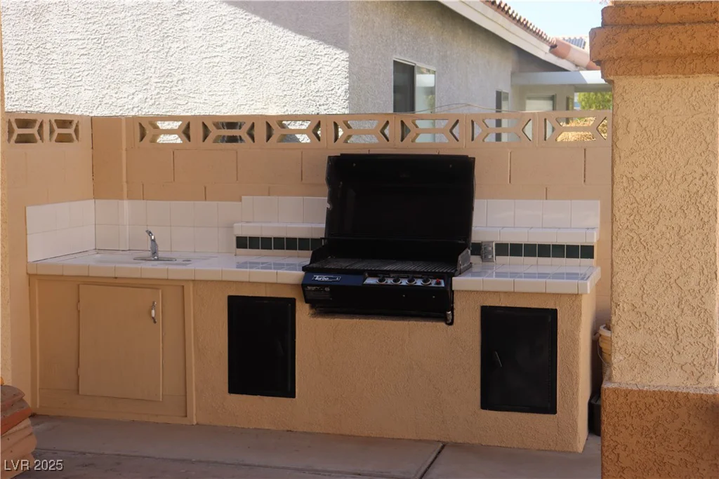 8982 Emerald Waters, Las Vegas, NV 89147