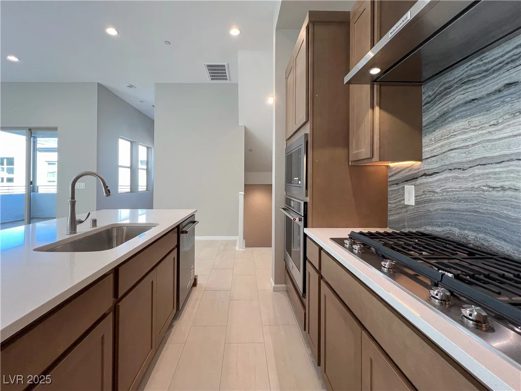 658 Agate Bridge, Las Vegas, NV 89138