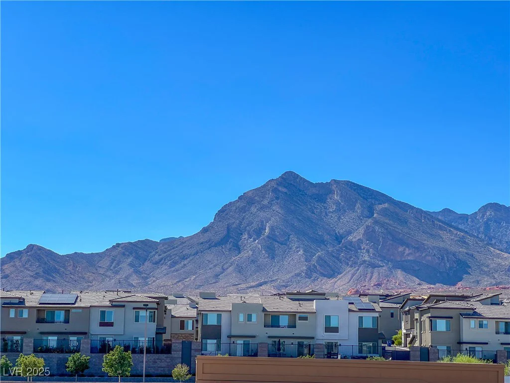 658 Agate Bridge, Las Vegas, NV 89138