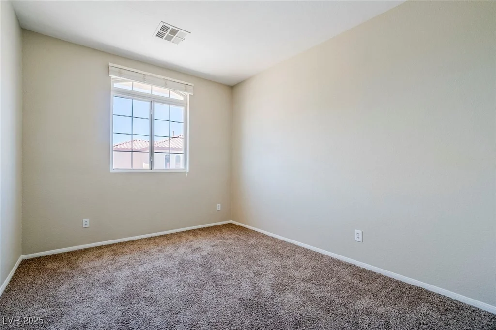 5282 Monterey Park, Las Vegas, NV 89146