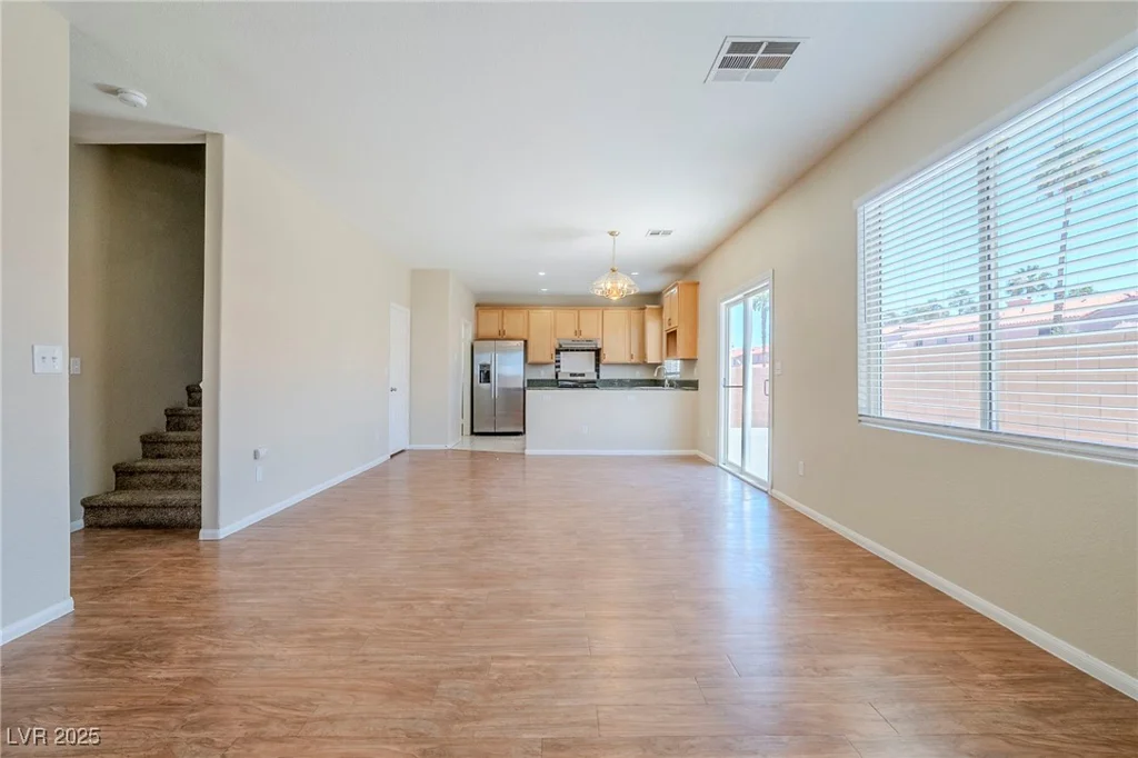 5282 Monterey Park, Las Vegas, NV 89146