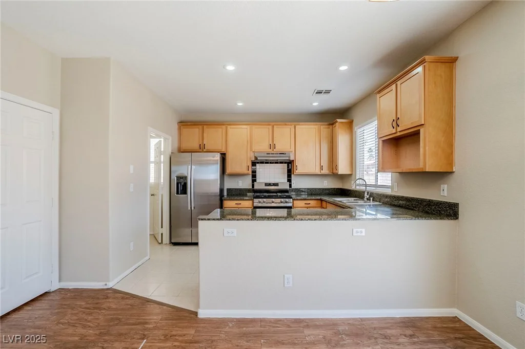 5282 Monterey Park, Las Vegas, NV 89146