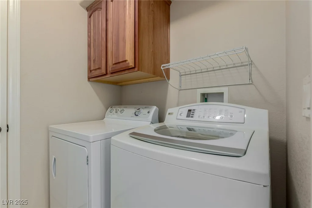 1054 Broomfield, Henderson, NV 89074