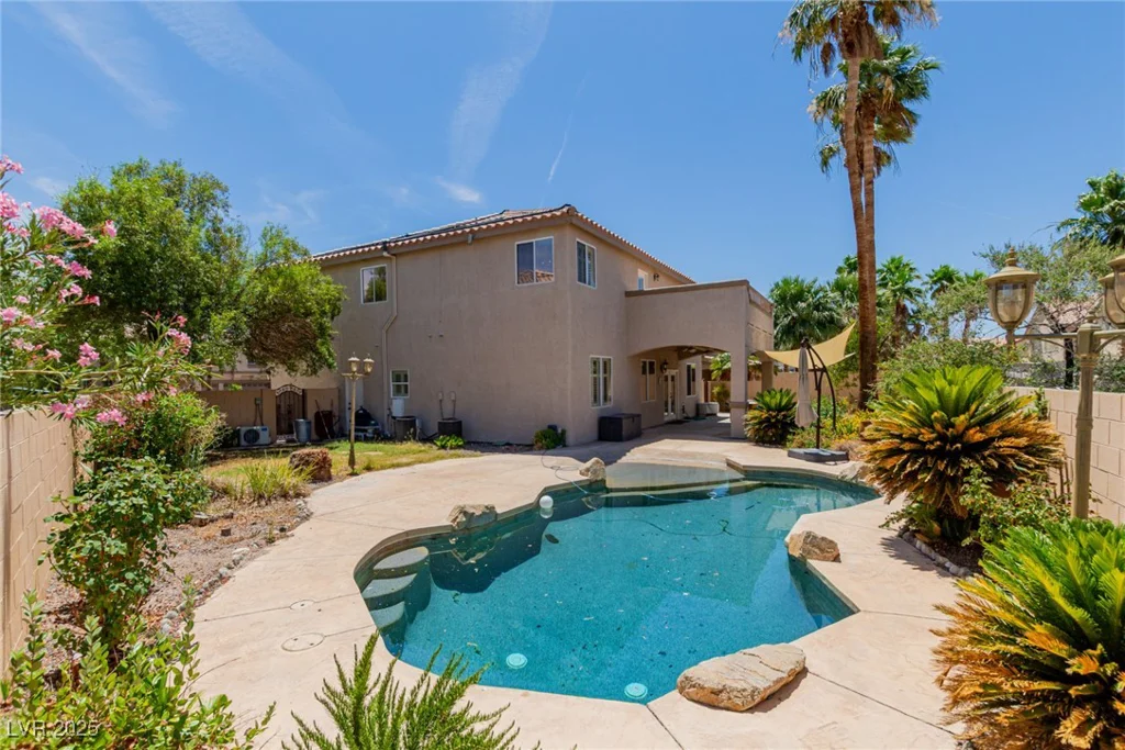 1054 Broomfield, Henderson, NV 89074