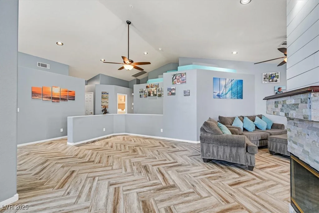 100 Crossfoot Terrace, Henderson, NV 89002