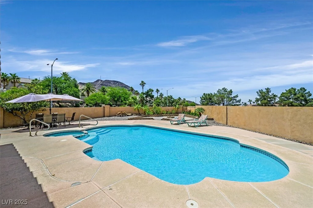 100 Crossfoot Terrace, Henderson, NV 89002