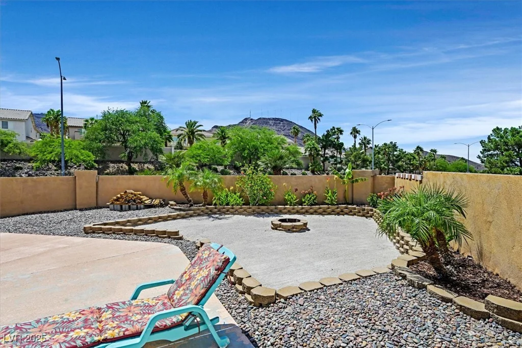 100 Crossfoot Terrace, Henderson, NV 89002