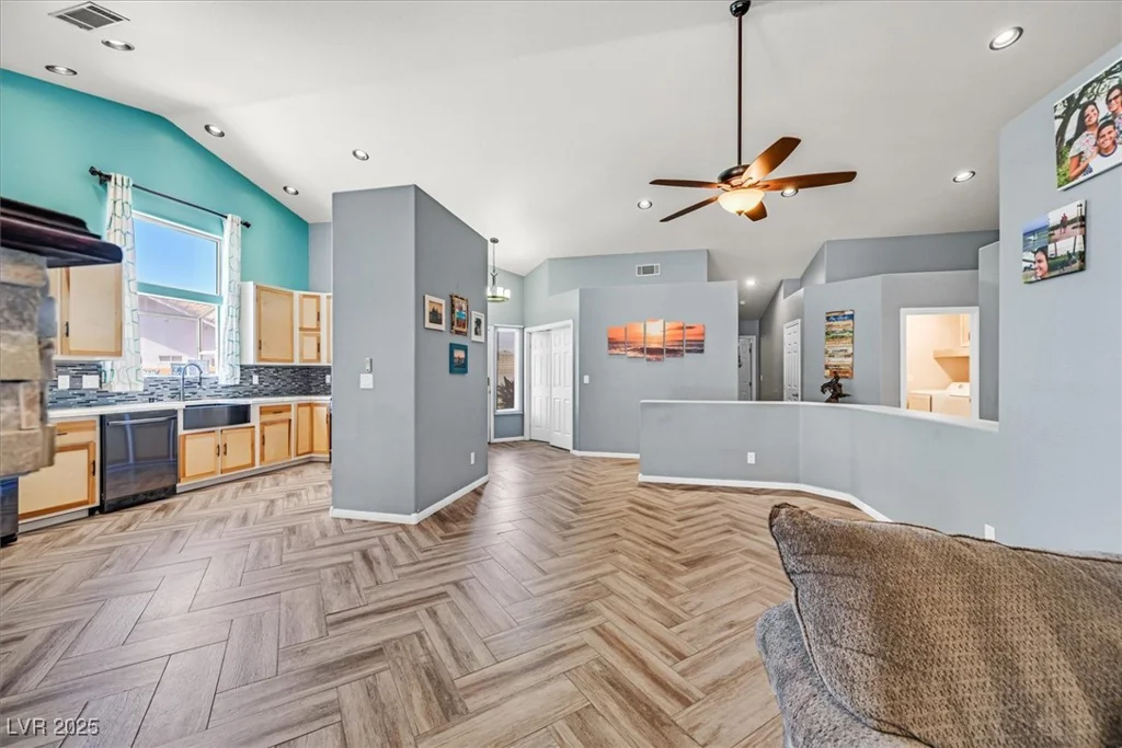 100 Crossfoot Terrace, Henderson, NV 89002