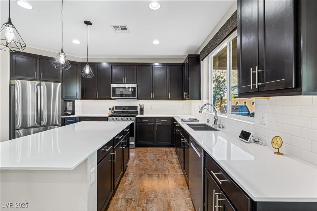 7017 Pearl Hilltop, Las Vegas, NV 89148