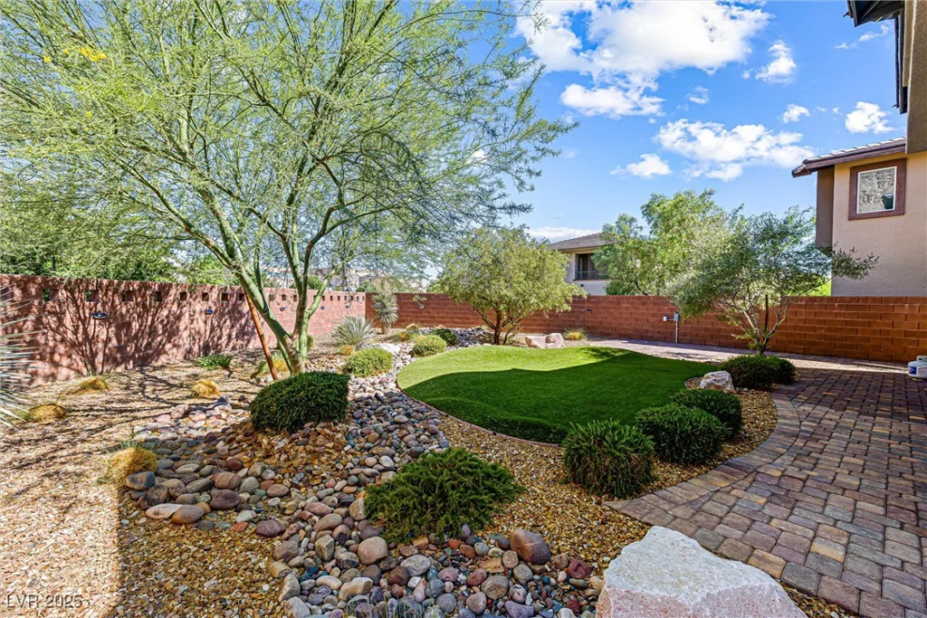 7017 Pearl Hilltop, Las Vegas, NV 89148
